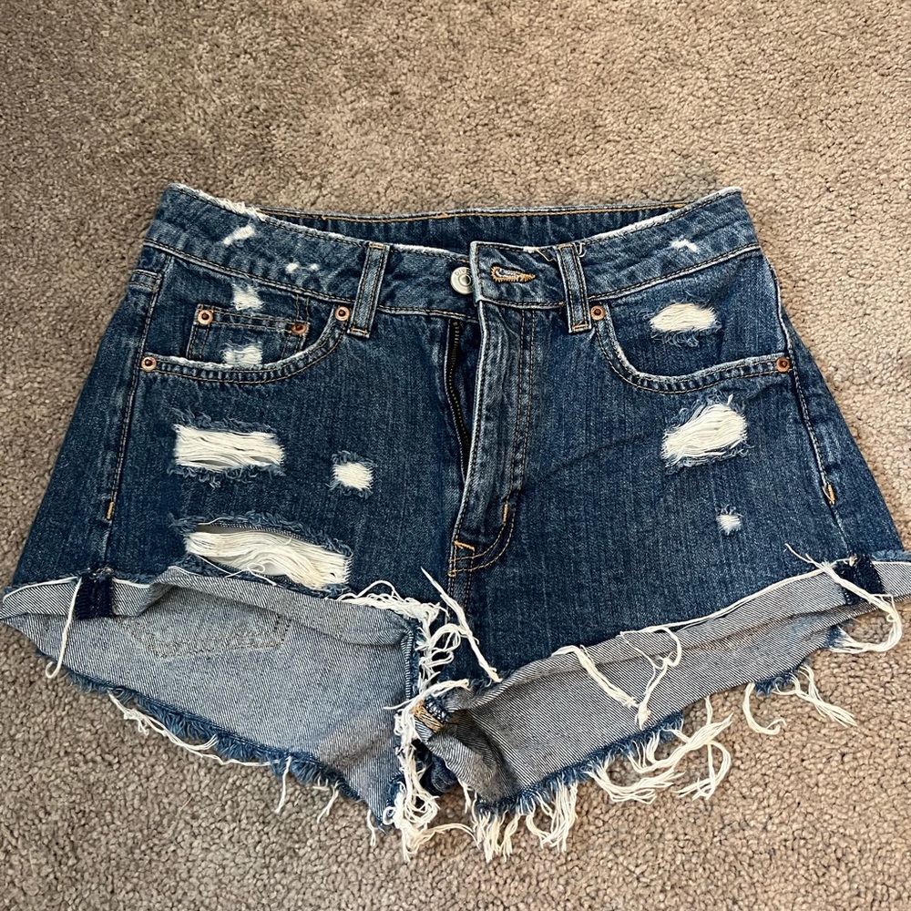 Divided (H&M) dark wash Jean short